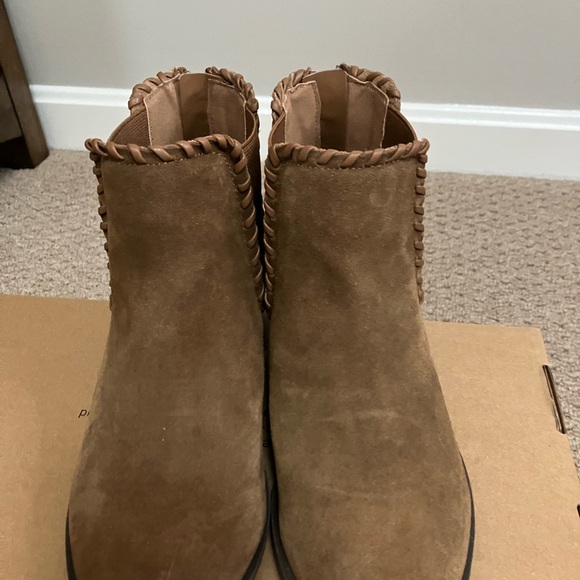 Kensie Tan Ankle Booties - Picture 5 of 5